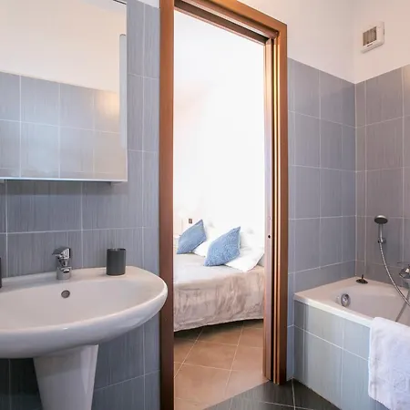 Borgo La Sorgente - Dolce Apartament Gravedona